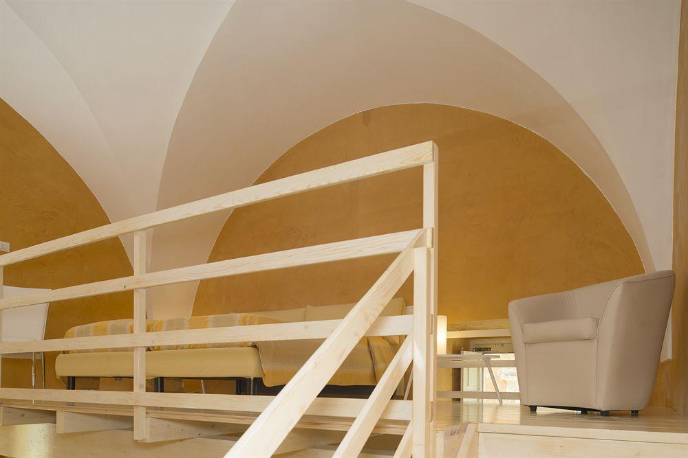 Relais Carlo V - Palazzo Storico Bed & Breakfast Gallipoli Exterior photo